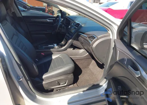 2017 Ford Fusion Se z USA, uszkodzony, nr VIN 3FA6P0H9XHR213838